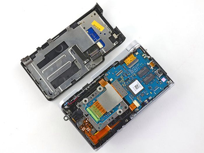 Rozłóż swojego Samsunga NX3000 na trybiki pierwsze 4