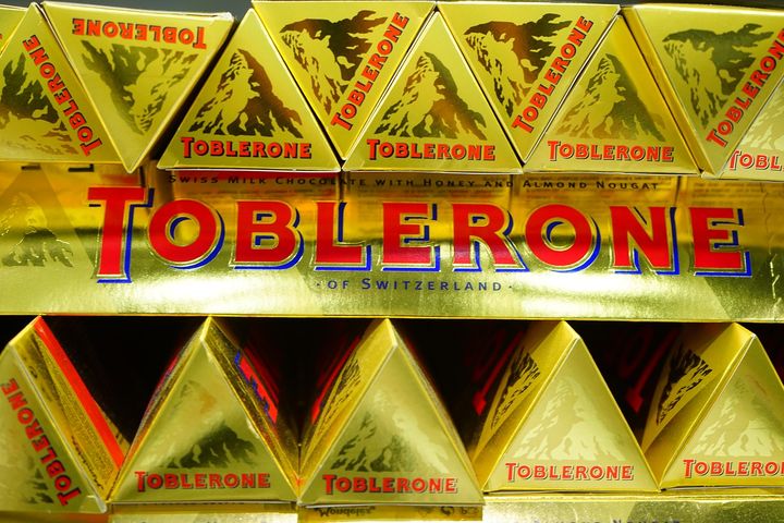 Czekoladki Toblerone z mlecznej czekolady z miodem i nugatem migdałowym