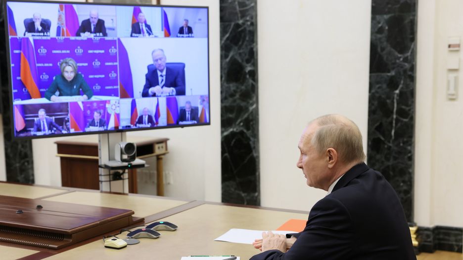 Russian President Vladimir Putin chairs a meeting with members of the Russia's Security Council via video conference call at the Novo-Ogaryovo state residence, outside Moscow, Russa, 06 December 2022. EPA/MIKHAIL METZEL/KREMLIN POOL/SPUTNIK / POOL MANDATORY CREDIT Dostawca: PAP/EPA.
