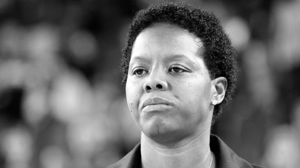 Getty Images / Photo by Darrell Walker/Icon Sportswire/Corbis/Icon Sportswire via Getty Images / Na zdjęciu: Nikki McCray-Penson