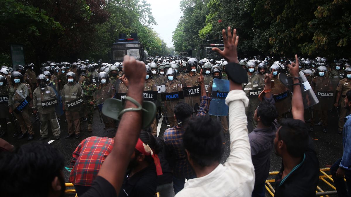 Masowe protesty w stolicy Sri Lanki, 8 kwietnia 2022 r. 