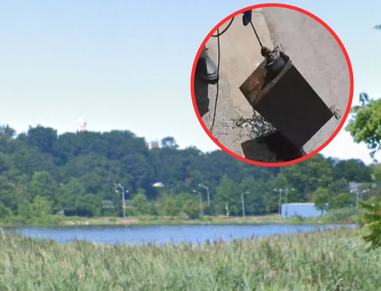 Fishers find $100,000 in lake safe at Flushing Meadows Park