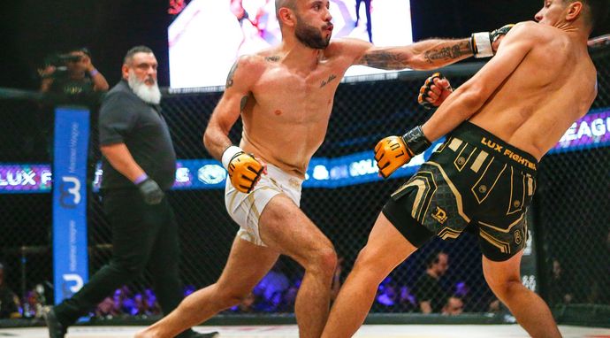 Boks: BKFC Fight Night: Mexico - waga kogucia: Luis Rey Gallegos - Rodolfo Rubio