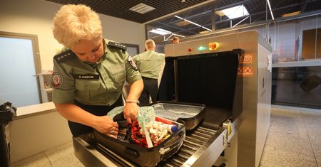 Pierwsze takie lotnisko w Polsce. Nadchodzi koniec wyciągania płynów i sprzętów