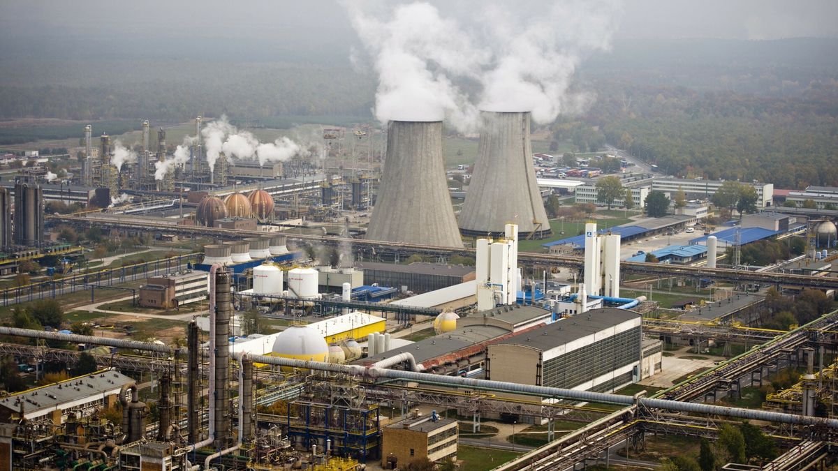 Zaklady Azotowe Pulawy SA
15.10.2013 Pulawy N/z Zaklady Azotowe w Pulawach fot. Piotr Tracz/REPORTER
Piotr Tracz/REPORTER