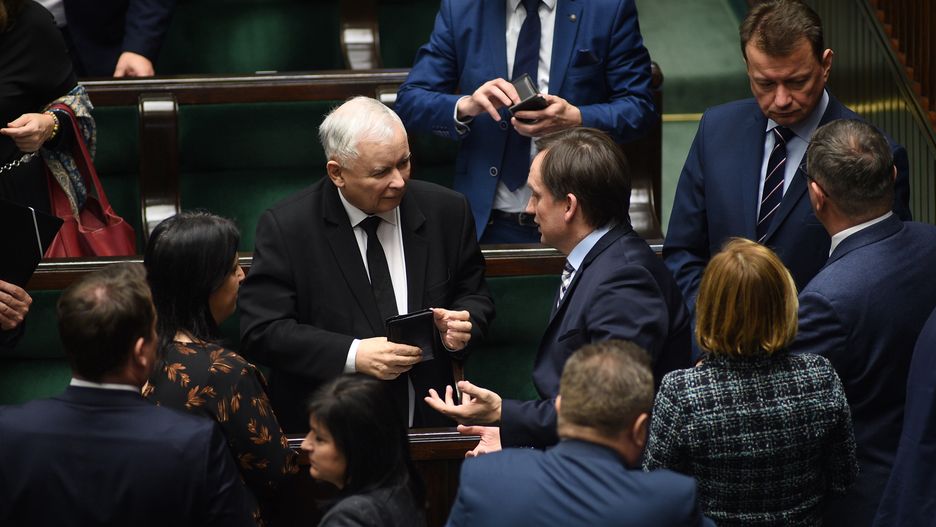 PiS grozi implozja? Dwie pułapki, których partia rządząca musi uniknąć
