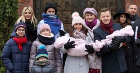 "M jak Miłość", odcinek 1428: Przygotowania do chrzcin bliźniaczek. Nie wszystko pójdzie zgodnie z planem