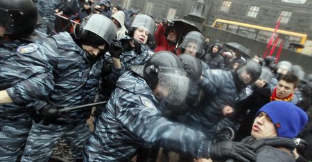 W Brukseli demonstracja. Chodzi o Ukrainę