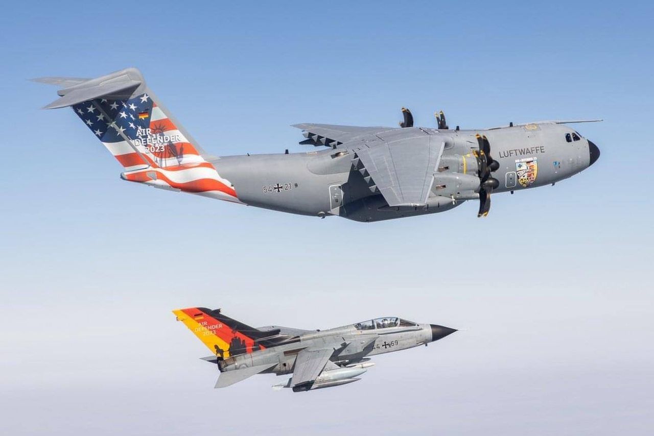 Samoloty podczas ćwiczeń Air Defender 2023
