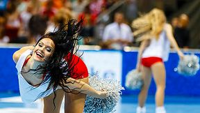 Kibice i cheerleaderki podczas meczu Polska - Hiszpania