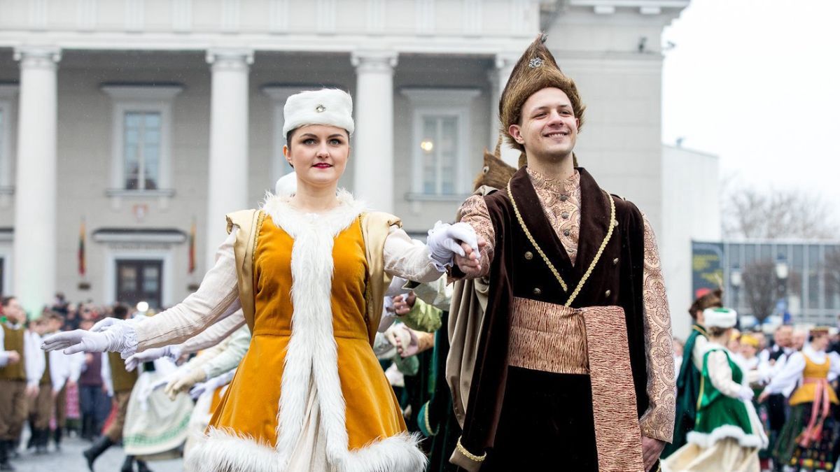 Tradycja trwa. Polacy w Wilnie zatańczą poloneza