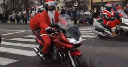 Dramat na rajdzie Mikołajów w Gdyni. Motocyklista wjechał w tłum