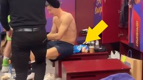 Na nagraniu widać, czyją koszulkę Lewandowski zabrał do domu