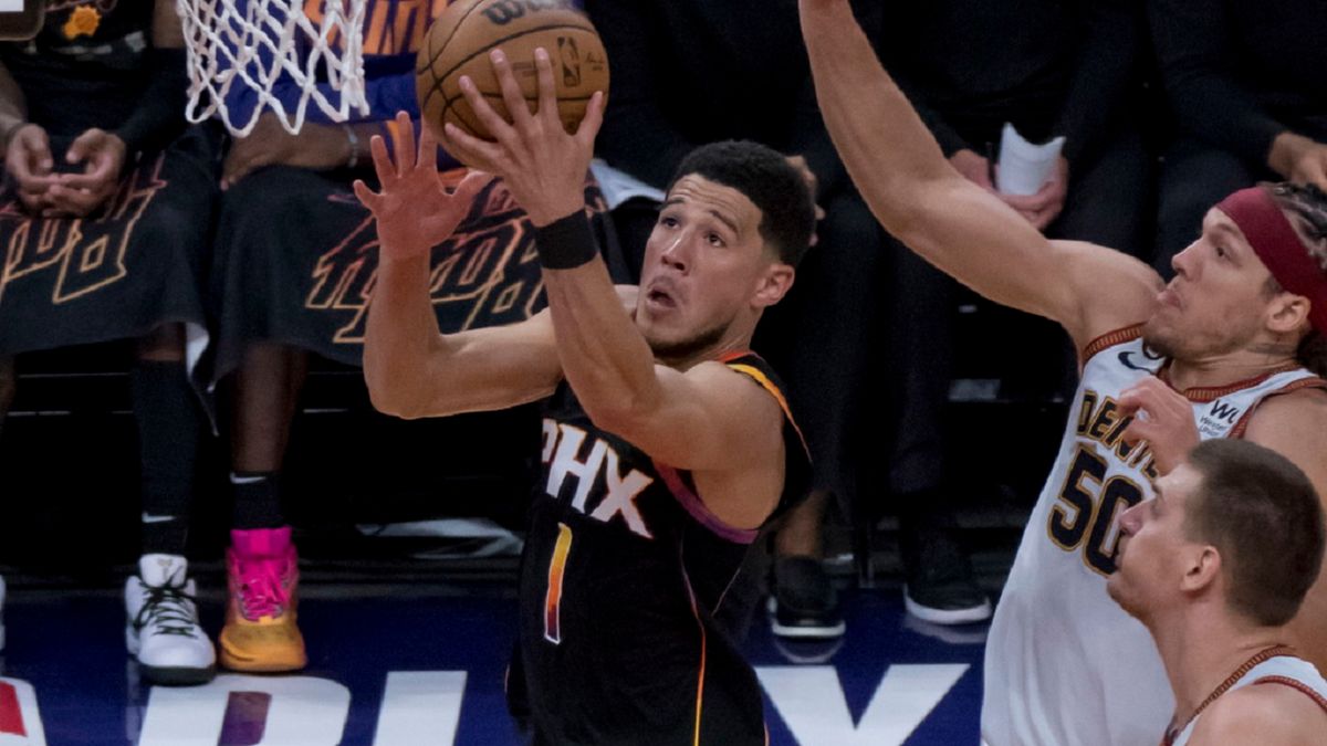 PAP/EPA / Rick D'Elia / Na zdjęciu: Devin Booker