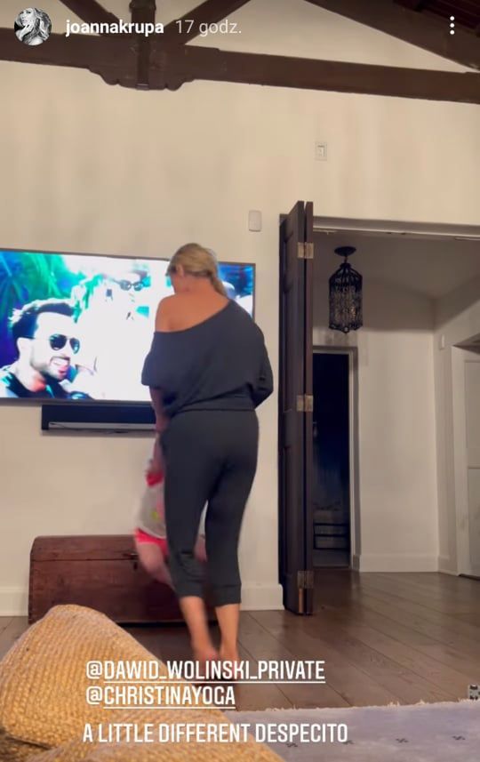Joanna Krupa i Asha tańczą w salonie