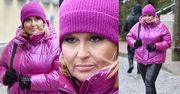 Fioletowa Katarzyna Skrzynecka MROZI SPOJRZENIEM przed studiem "Pytania na Śniadanie" (ZDJĘCIA)