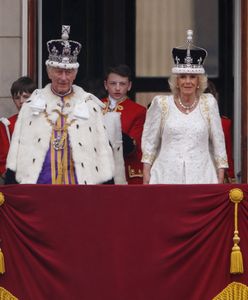 Już miał być koniec. Nagle na balkonie ponownie pojawił się król [RELACJA NA ŻYWO]