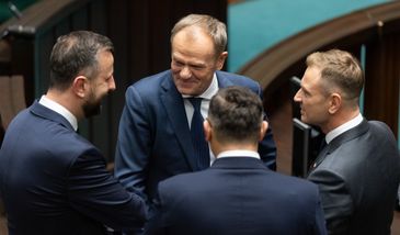 PiS traci w sondażu. Rośnie poparcie dla koalicji Tuska