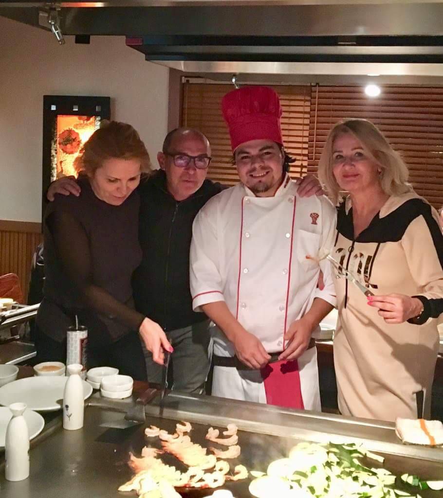 Anna Jurksztowicz, Majka Jeżowska, Andrzej Krzywy w USA