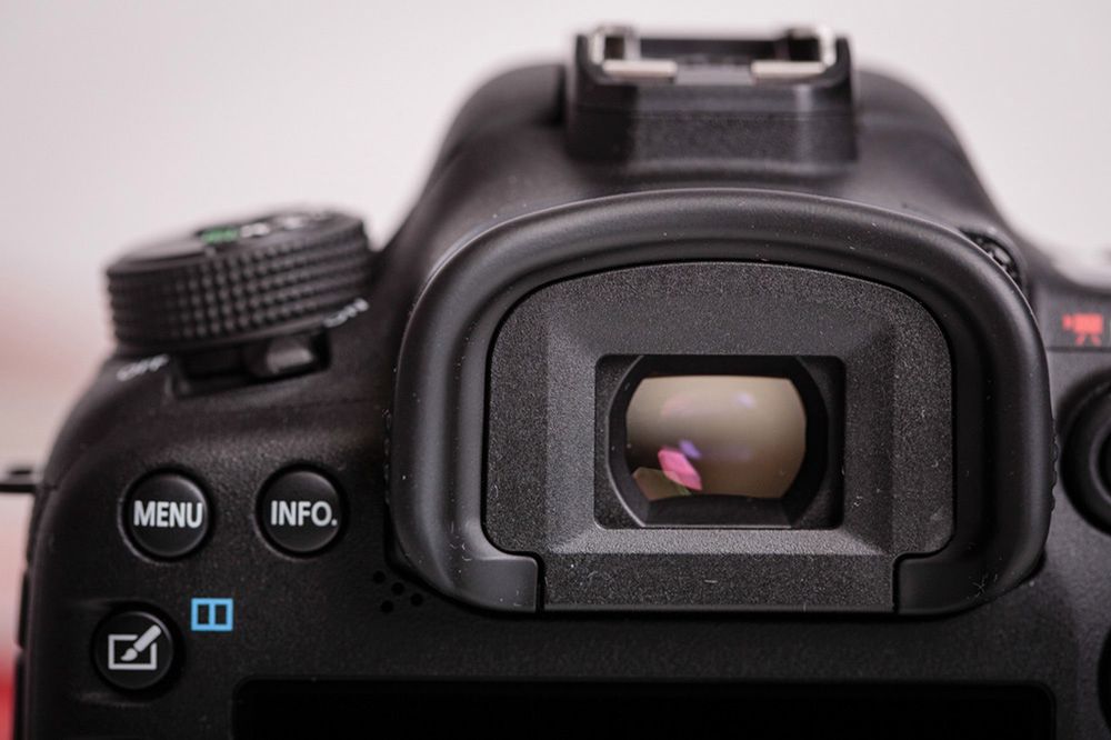 Canon EOS 7D Mark II - szybki, wytrzymały i bez konkurencji [test] 13