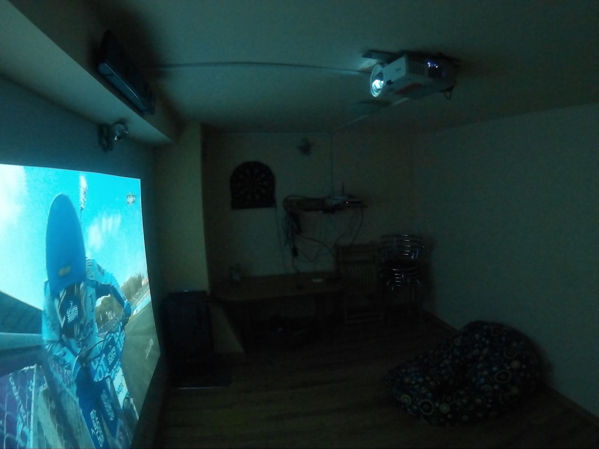 Stworzył w domu kino - za 800 zł! Ty też możesz! 4