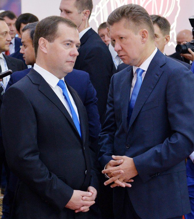Premier Rosji Dmitrij Miedwiediew i szef Gazpromu Aleksiej Miller.