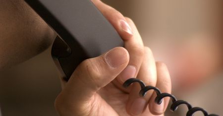 Podatki w Polsce. Fiskus chce identyfikować nas po głosie, ale GIODO wytyka poważne zagrożenia i blokuje start systemu