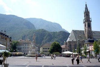 Kościół jak kantor. Tak Włosi pozbyli się niechcianej waluty