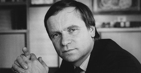 Jeffrey Archer nie żyje. Na co chorował?