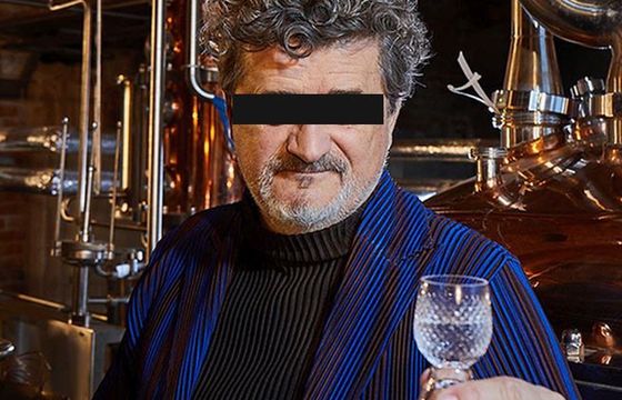 Były poseł Janusz P. znów oskarżony o nielegalną reklamę alkoholu