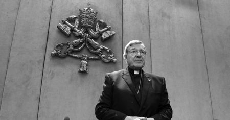 Nie żyje kard. Pell. Spędził w więzieniu ponad rok