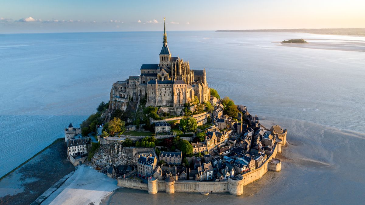 Wyspa Mont-Saint-Michel Od 1979 roku znajduje się na liście światowego dziedzictwa UNESCO