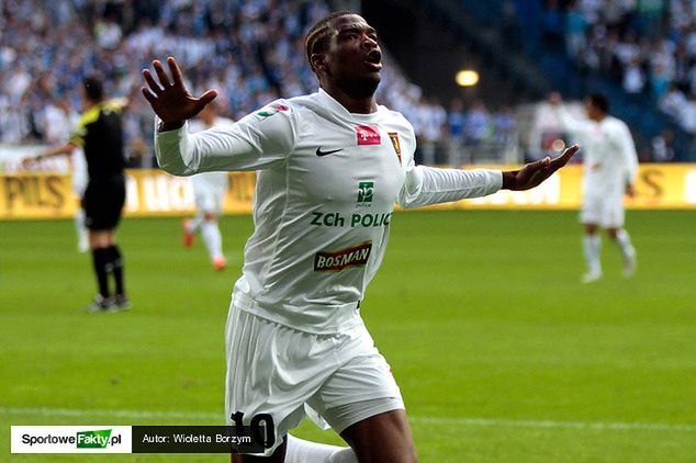 Tak cieszył się Djousse z ostatniego gola w poważnym futbolu