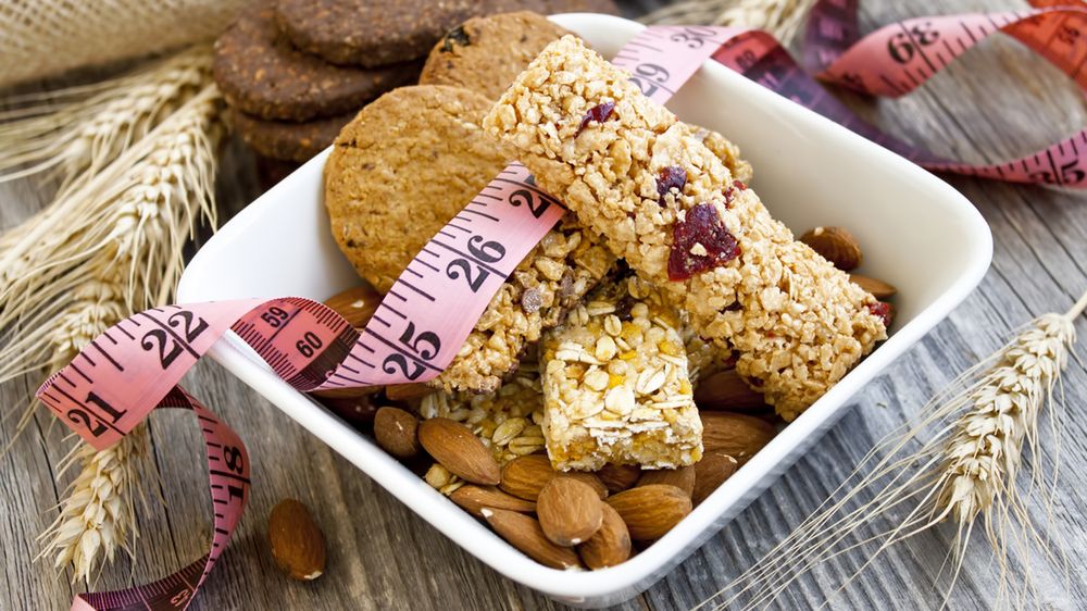 Batoniki muesli z rodzynkami, bez polewy (miękkie)