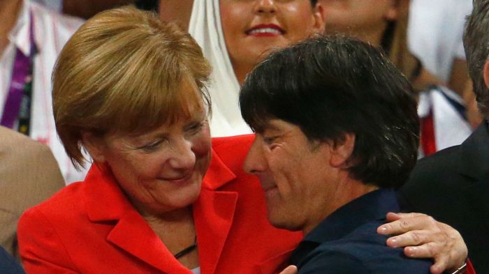 Getty Images / Clive Rose / Angela Merkel znalazła się w ogniu krytyki ze strony niemieckich sportowców.