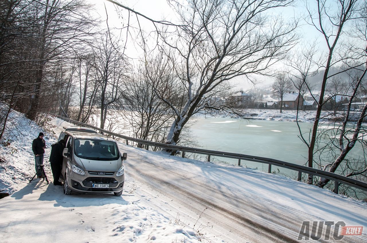 Ford Tourneo Custom 2,2 TDCi Titanium 300L - test