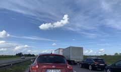 Wypadek na A4. Kostomłoty stoją. Wrocław już też zakorkowany