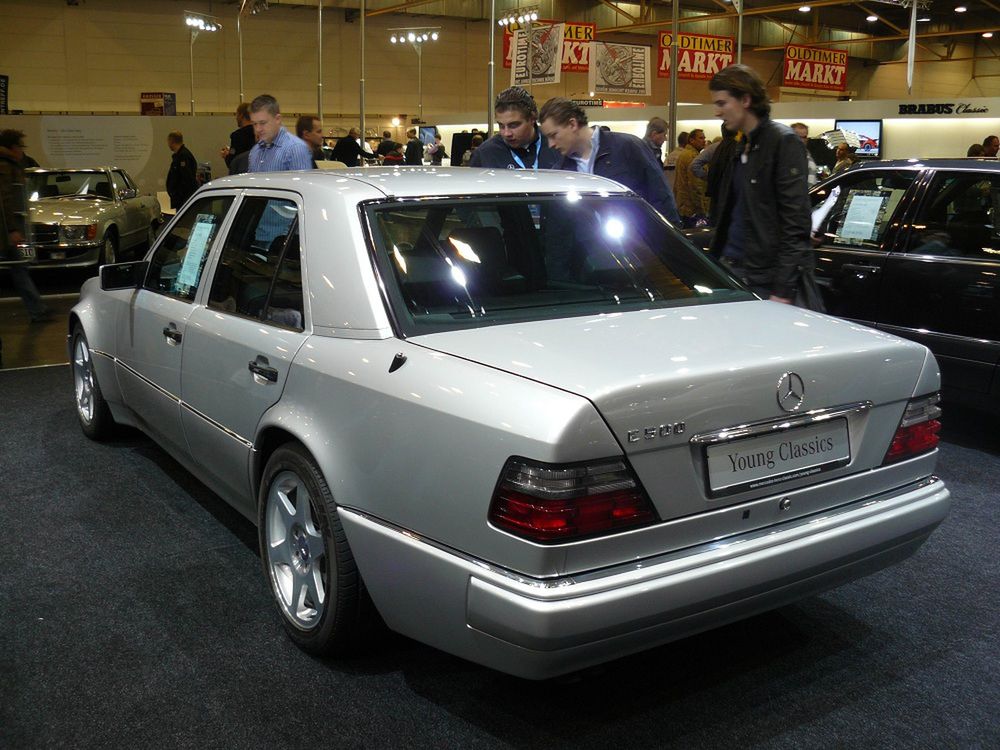 Mercedes E500