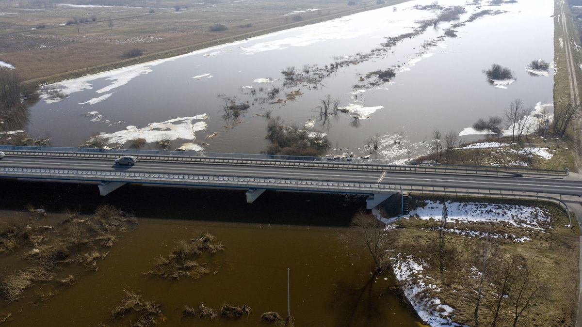 Wzrasta poziom wód w rzekach. Ostrzeżenia IMGW