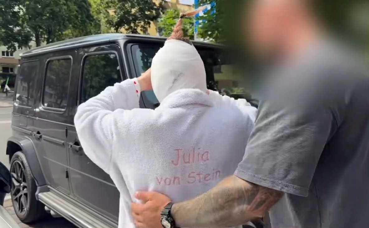 Julia von Stein pokazała, jak wlecze się do domu po operacji