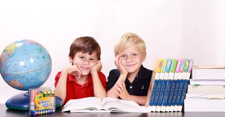 Tego nie da się zapomnieć! Dokończ najsłynniejsze szkolne wierszyki