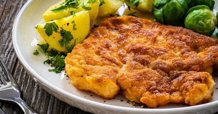 Kotlety jak u babci - miękkie i pełne smaku. Sekret tkwi w jednym dodatku
