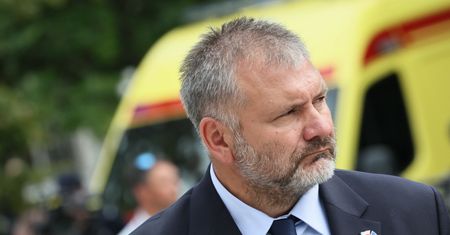 Ocenili działania  Żurka. Polacy podzieleni w sondażu