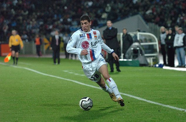 Młody Benzema w pierwszym sezonie w Olympique Lyon