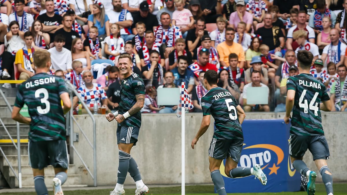 Zdjęcie okładkowe artykułu: Materiały prasowe / Grzegorz Radtke / Lechia Gdańsk / Na zdjęciu: Bohdan Wjunnyk strzelił swojego pierwszego gola w Lechii Gdańsk