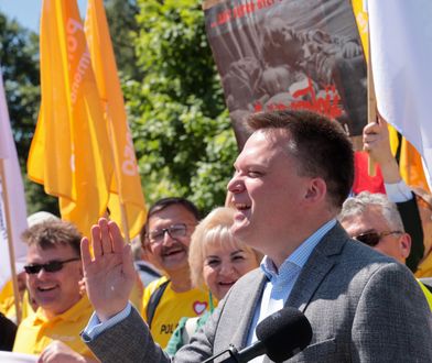 Hołownia na marszu 4 czerwca nie ma lekko. Musi się tłumaczyć