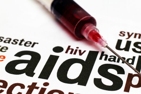 Przez brak edukacji wzrasta liczba chorych na HIV w Polsce