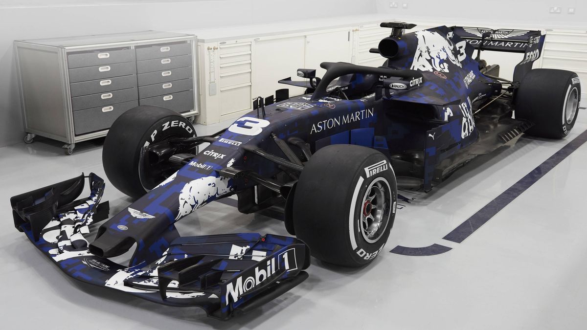 Bolid Red Bulla na sezon 2018 w barwach przejściowych