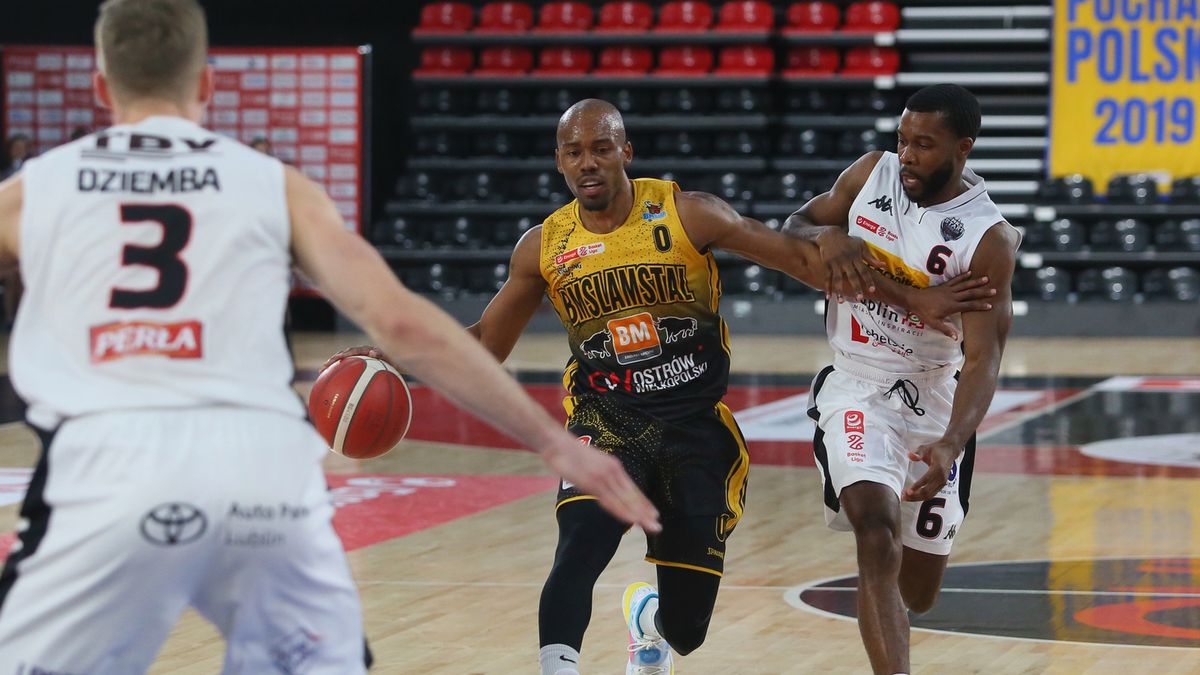 PAP / Tomasz Wojtasik / Na zdjęciu od lewej: Mateusz Dziemba, James Florence, Dustin Ware