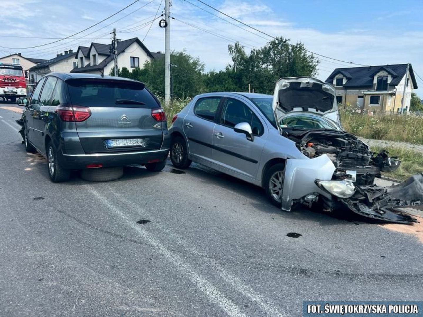 Próba zabójstwa na drodze? Zwrot akcji ws. wypadku pod Kielcami